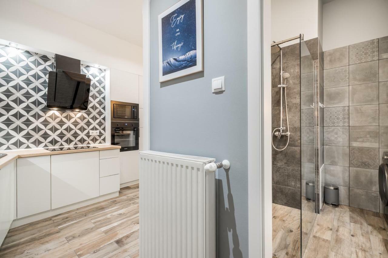 Bpr Color Fusion Home With A/C Budapest Extérieur photo