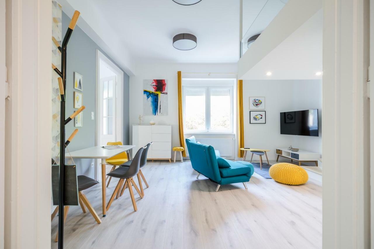 Bpr Color Fusion Home With A/C Budapest Extérieur photo