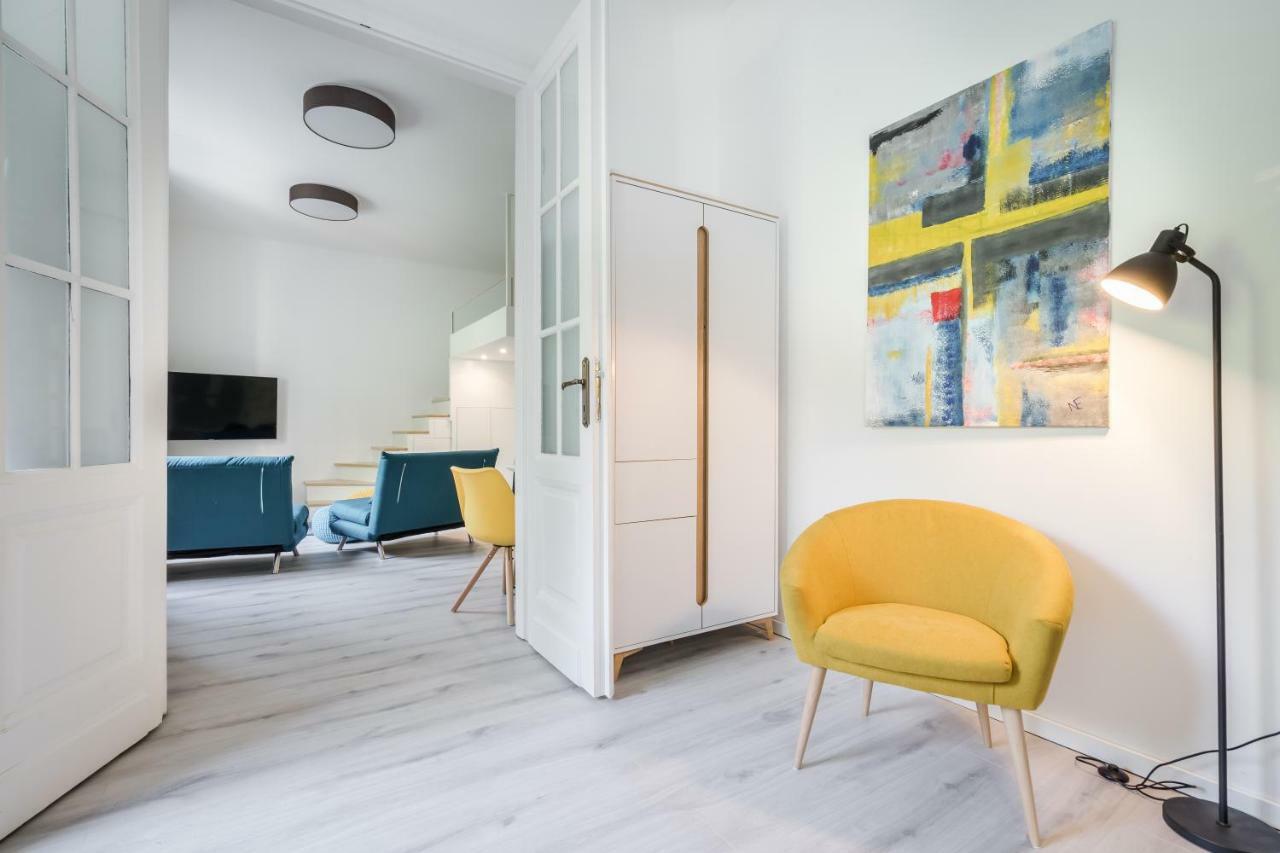 Bpr Color Fusion Home With A/C Budapest Extérieur photo